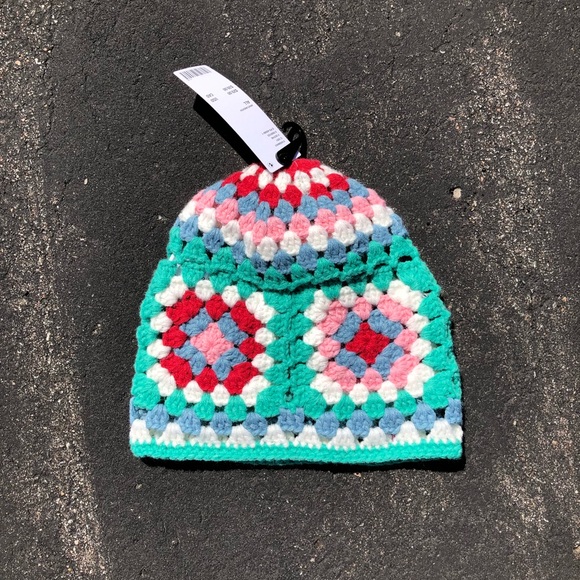 urban outfitters crotchet beanie - Picture 1 of 3